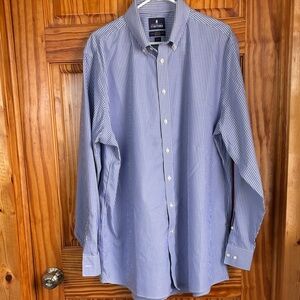 Stafford Men's Blue Striped Oxford Button Down Shirt